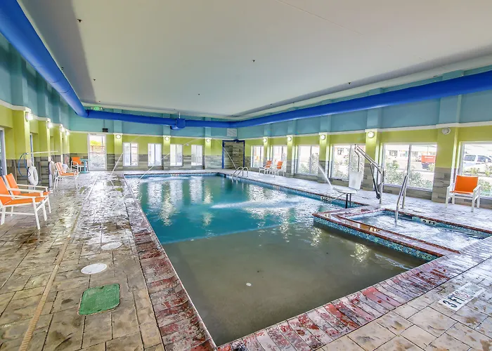 Holiday Inn Express & Suites Raymondville By Ihg