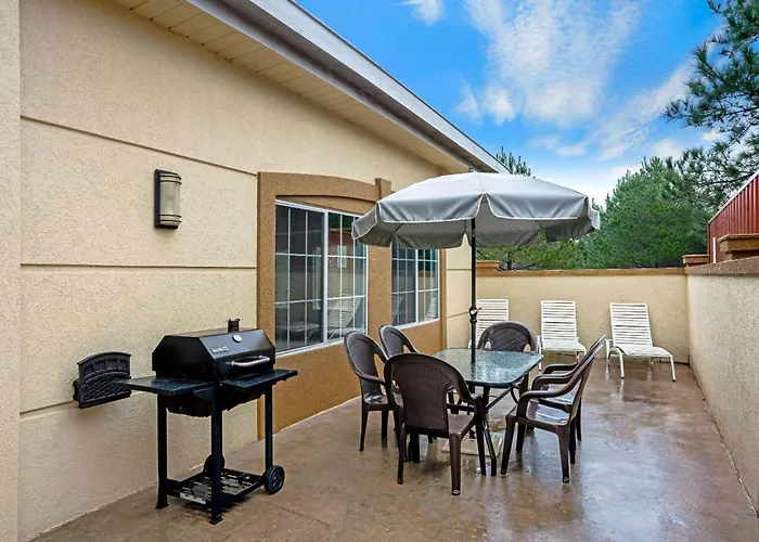 La Quinta By Wyndham Conroe