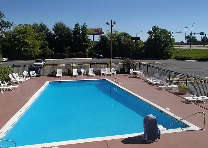 Days Inn By Wyndham Shreveport