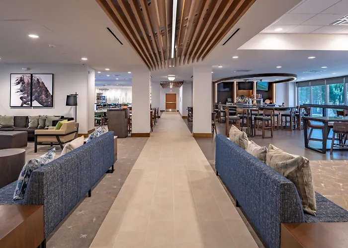 Doubletree By Hilton Dallas-Farmers Branch