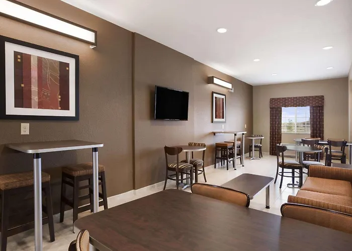 Microtel Inn & Suites Cotulla