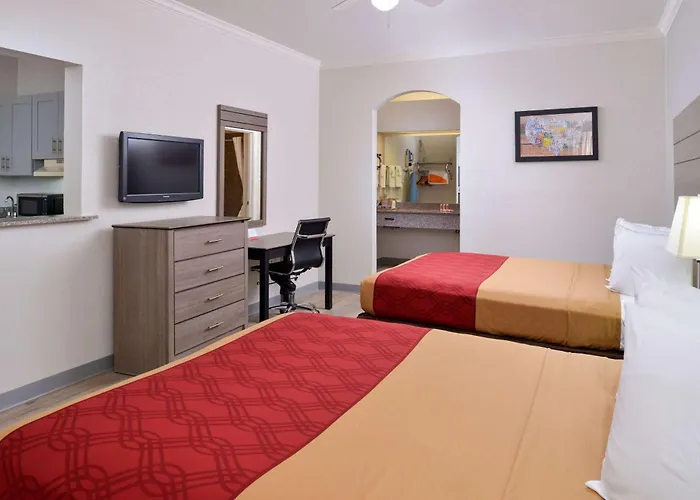 Econo Lodge Inn & Suites Port Arthur Near Sabine Pass