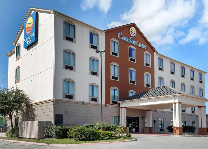 Comfort Inn Near Unt