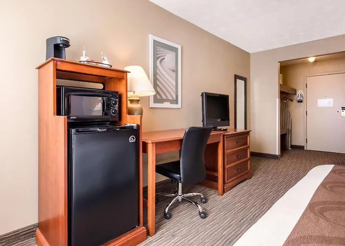Quality Inn & Suites New Castle