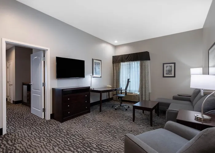 La Quinta By Wyndham Huntsville Airport Madison