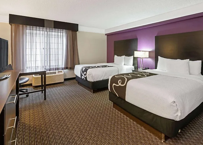 La Quinta Inn & Suites By Wyndham Phoenix Scottsdale