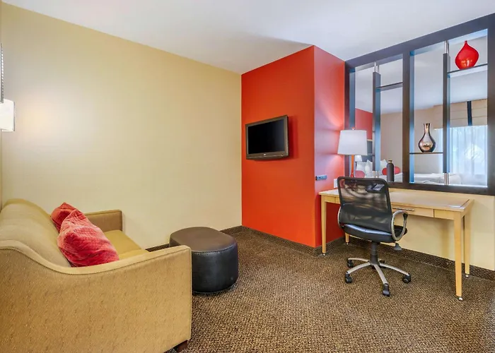 Cambria Hotel Ft Lauderdale, Airport South & Cruise Port