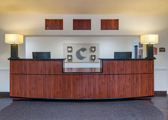 Comfort Inn & Suites Fort Myers Airport