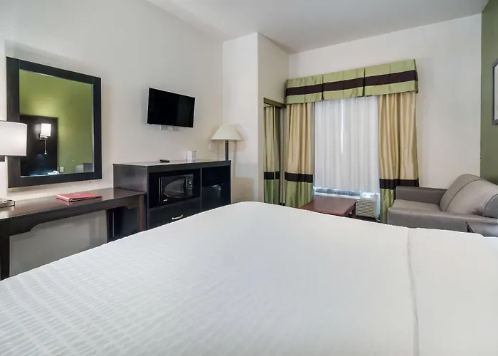 Clarion Inn & Suites Weatherford South