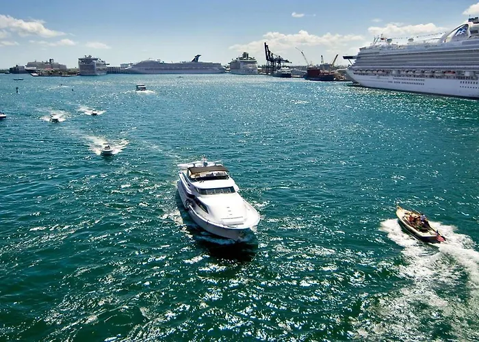 Hyatt Place Fort Lauderdale Airport/Cruise Port