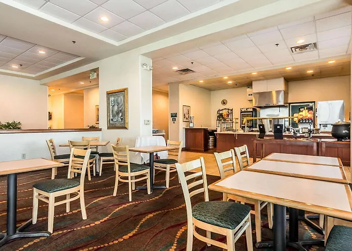 Clarion Suites At The Alliant Energy Center