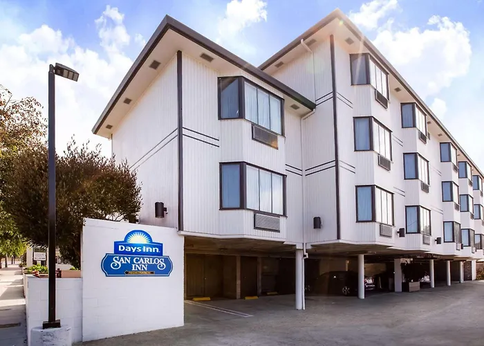 Days Inn By Wyndham Monterey Downtown