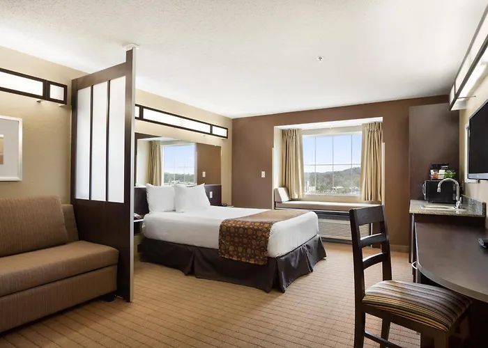 Microtel Inn & Suites By Wyndham Cambridge