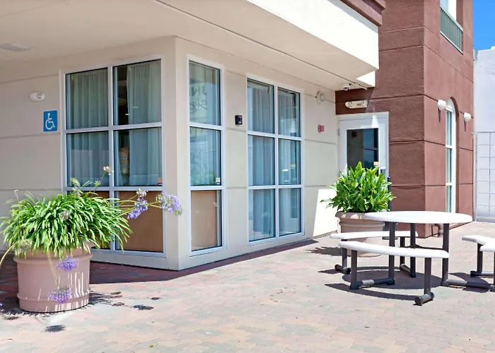 Ramada Limited And Suites San Francisco Airport