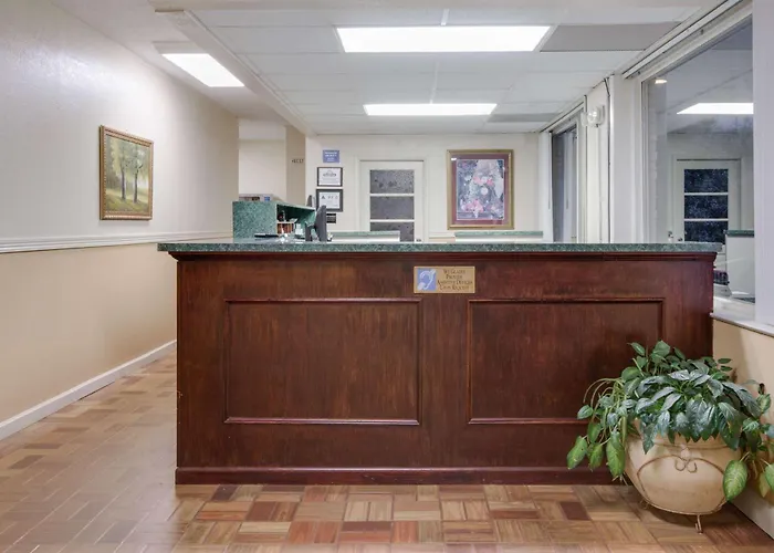 Days Inn By Wyndham Asheville West