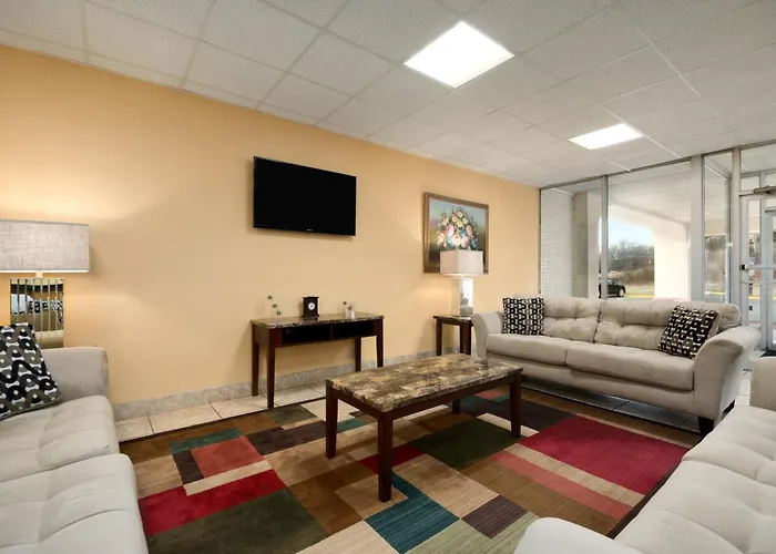 Days Inn By Wyndham Shelby
