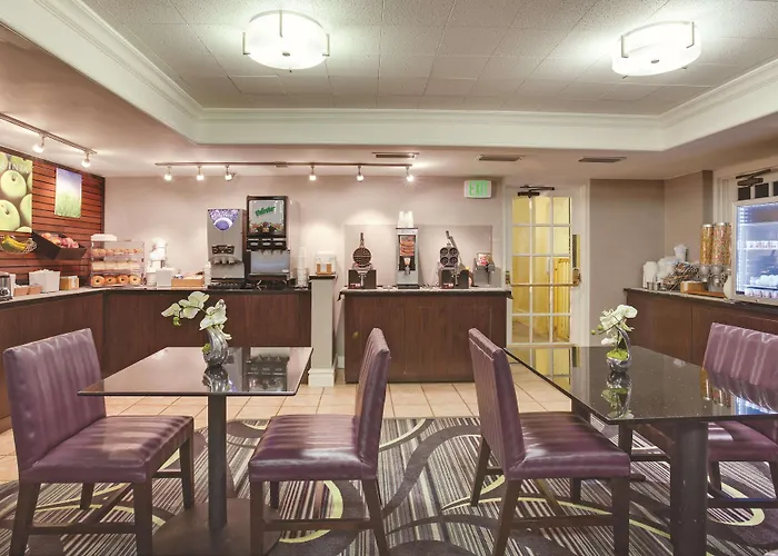 Days Inn By Wyndham Gainesville Florida