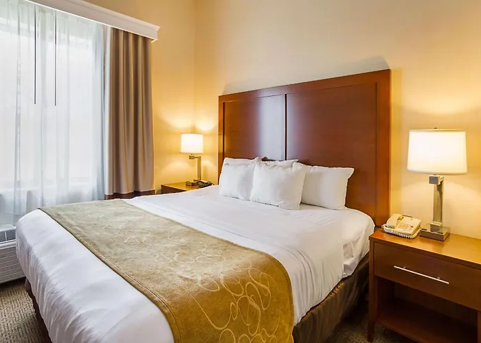 Comfort Suites Twinsburg