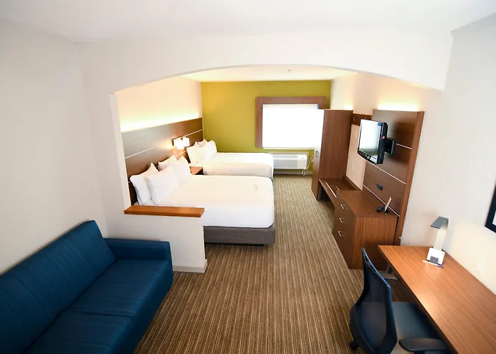 Holiday Inn Express & Suites Port Clinton-Catawba Island By Ihg