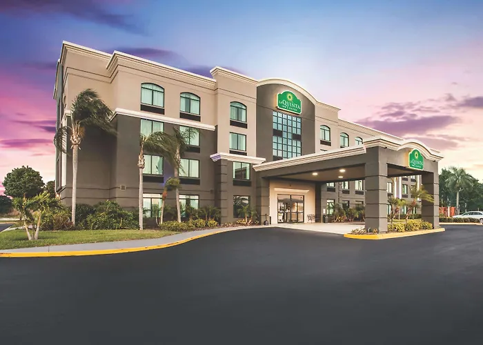 Comfort Inn & Suites Clearwater South