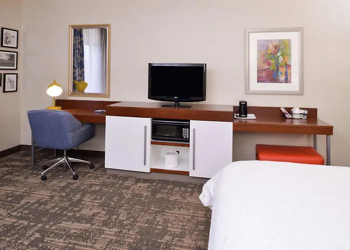 Hampton Inn & Suites Wilmington