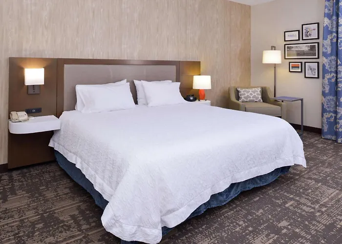 Hampton Inn & Suites Wilmington