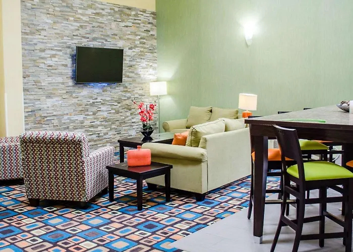 Quality Inn & Suites Medina - Akron West