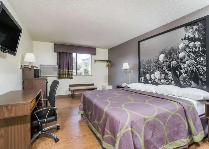 Super 8 By Wyndham Zanesville