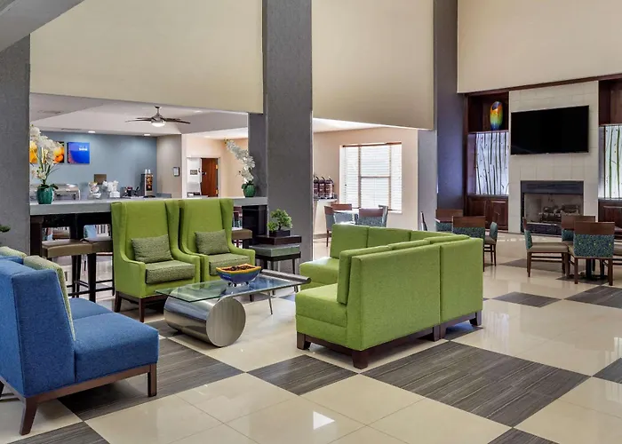 Comfort Suites Pineville - Ballantyne Area