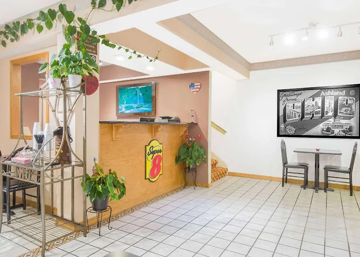 Super 8 By Wyndham Ashland