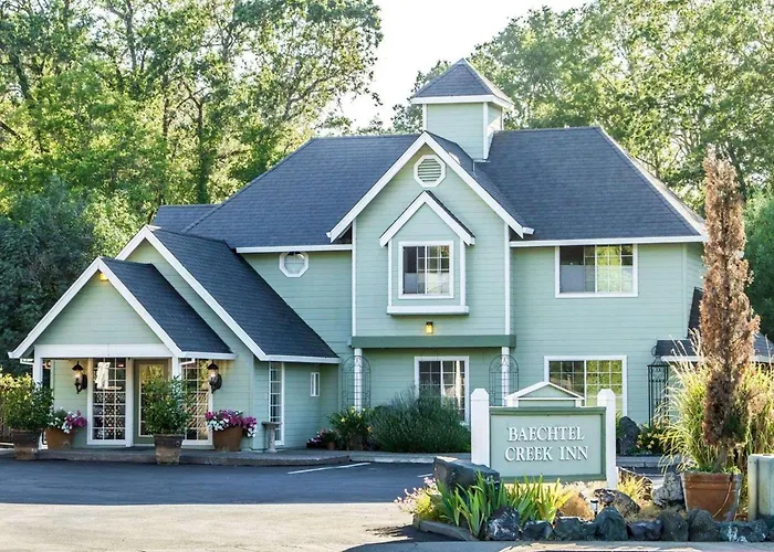 Baechtel Creek Inn