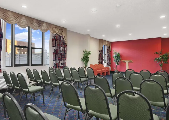 Ramada By Wyndham East Orange