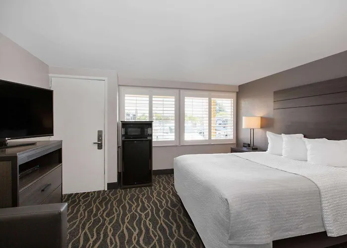 Days Inn By Wyndham Ukiah
