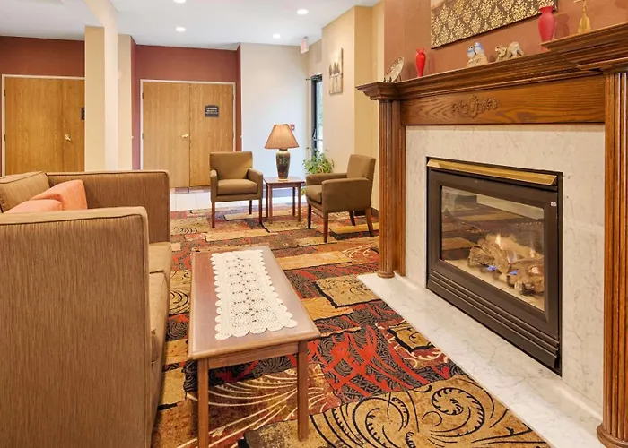 Best Western Plaza Hotel Saugatuck