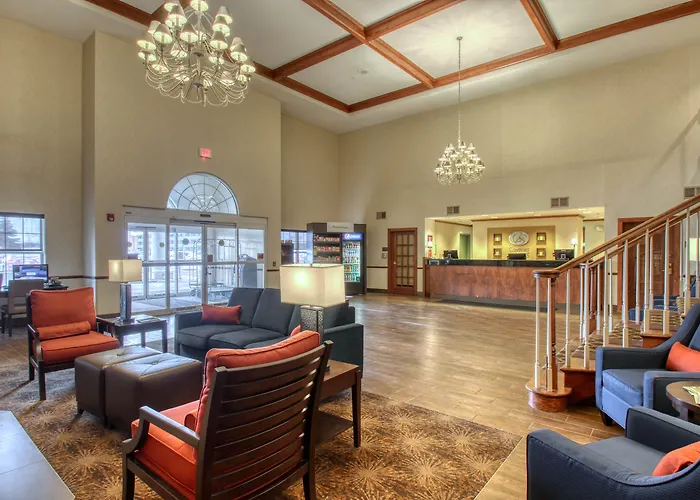 Comfort Suites Milwaukee Airport