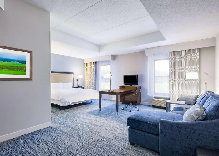 Hampton Inn Mount Airy