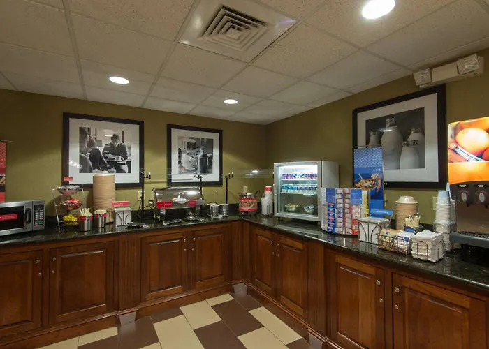 Hampton Inn Mount Airy