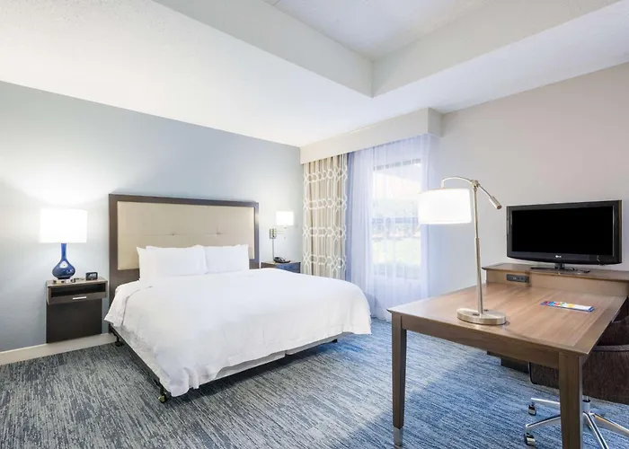 Hampton Inn Mount Airy