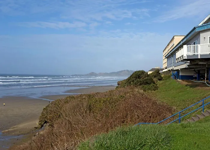 Seagrass Oceanfront Inn