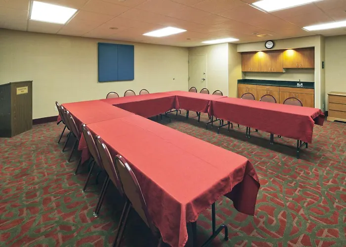 Hampton Inn Youngstown-North
