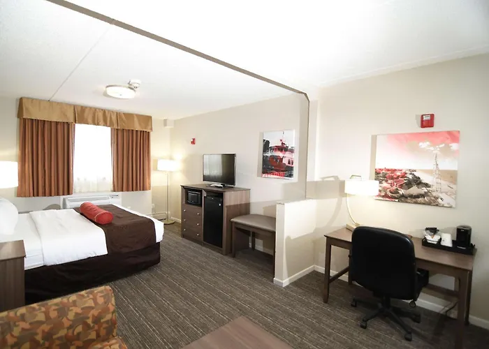 Best Western Sandusky Hotel & Suites