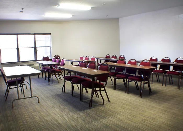 Country Inn & Suites By Radisson, Appleton Airport - Fox River Mall Area