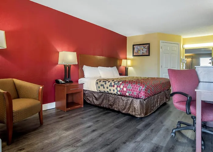 Econo Lodge Tupelo Barnes Crossing