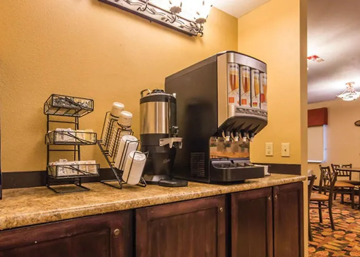 Best Western Plus Deer Park Hotel And Suites