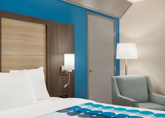 Baymont By Wyndham Blackwell I-35