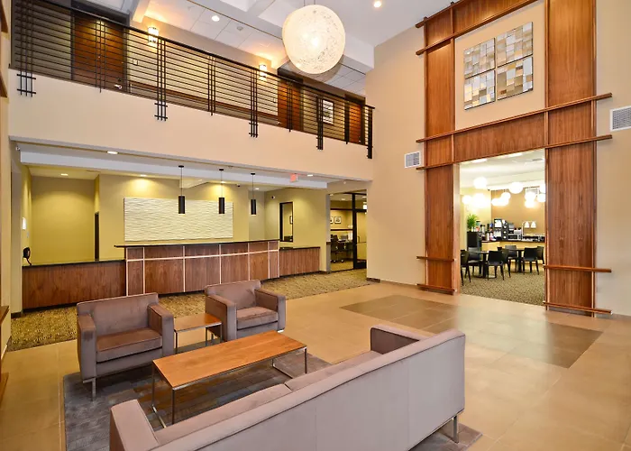 Best Western Plus Lacey Inn & Suites