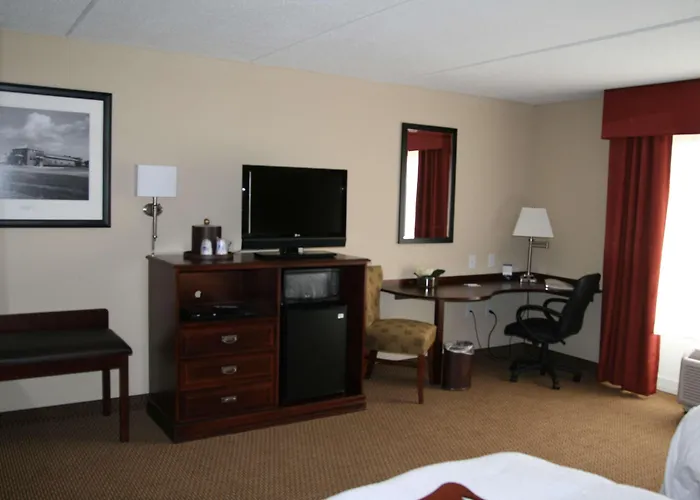 Hampton Inn & Suites Lanett/West Point