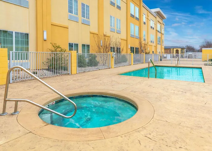 La Quinta By Wyndham Muskogee