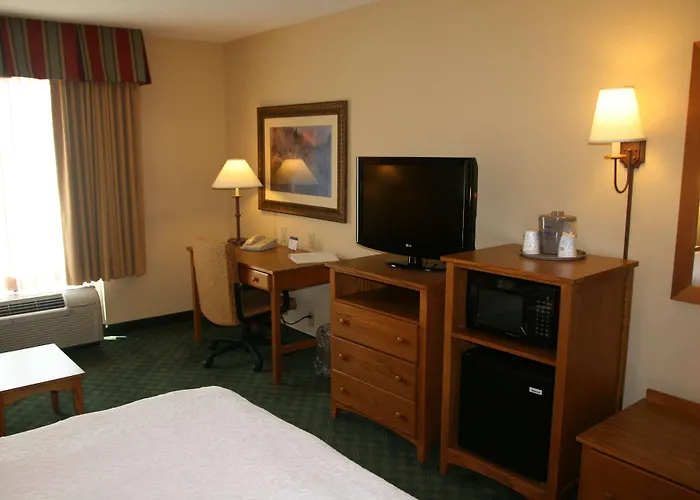 Hampton Inn Guntersville