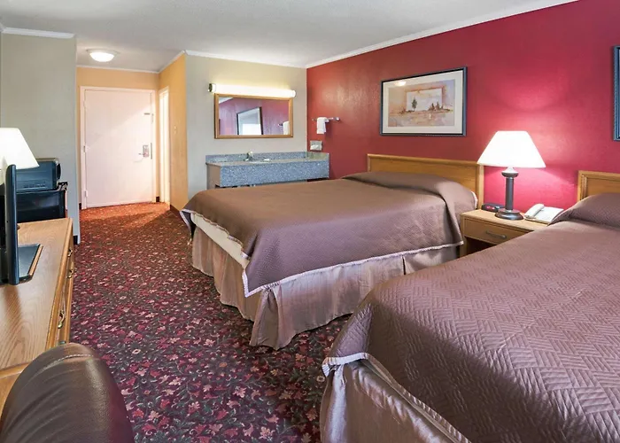 Travelodge By Wyndham Beckley